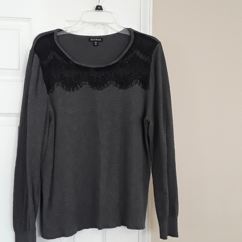 Detailed sweater